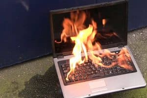 گرم شدن لپ تاپ